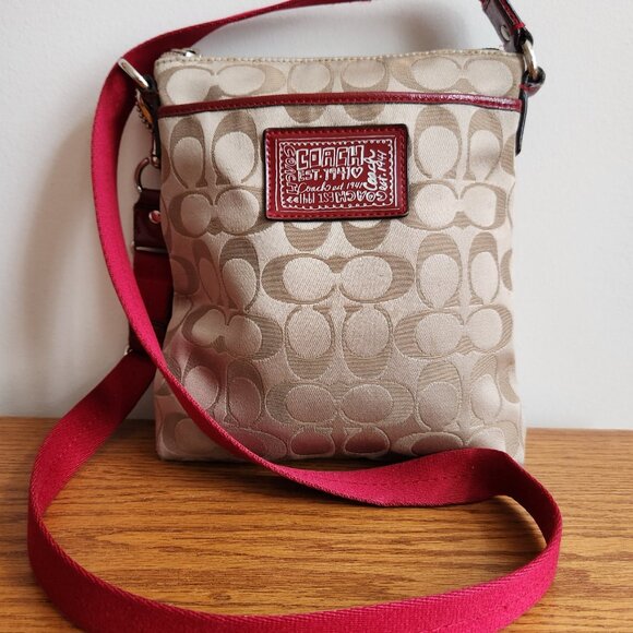 COACH MONOGRAM POPPY SIGNATURE SATIN CROSSBODY BAG - Picture 3 of 9